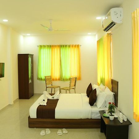 Gt Residency Hotel Madras Buitenkant foto